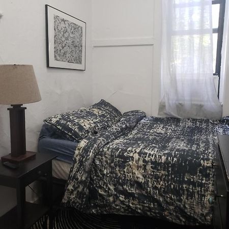 Private Room In East Village Apartment New York Exteriör bild
